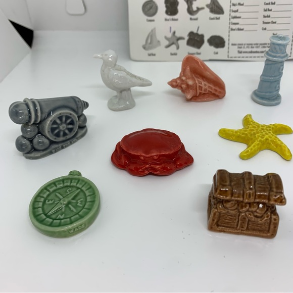 Wade Red Rose Tea Figurines Nautical Wonderland Series 8 of 12 from Collection - Picture 2 of 4